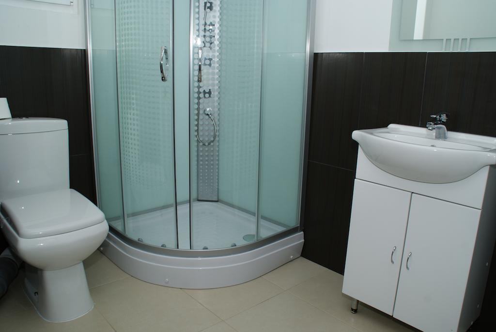 Hotel Отопени Стая снимка