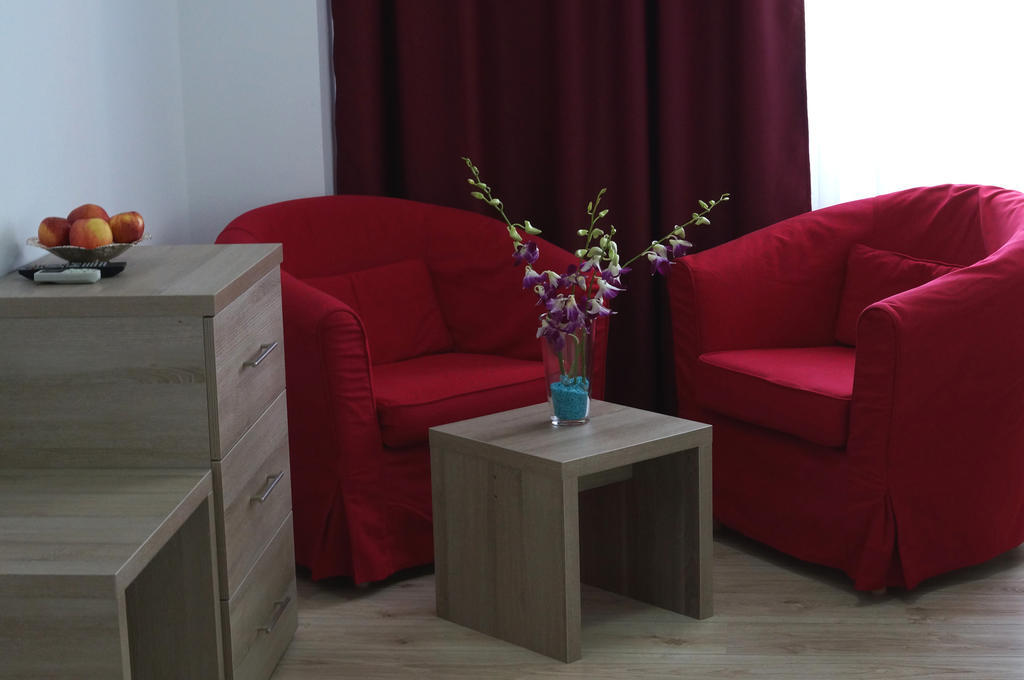 Hotel Отопени Стая снимка